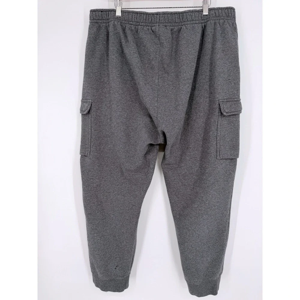 Nike men gray